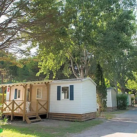 Camping Le Grau-Du-Roi Üdülőközpont *